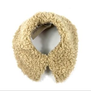 Faux Sherpa Collar Scarf [Universal Thread]